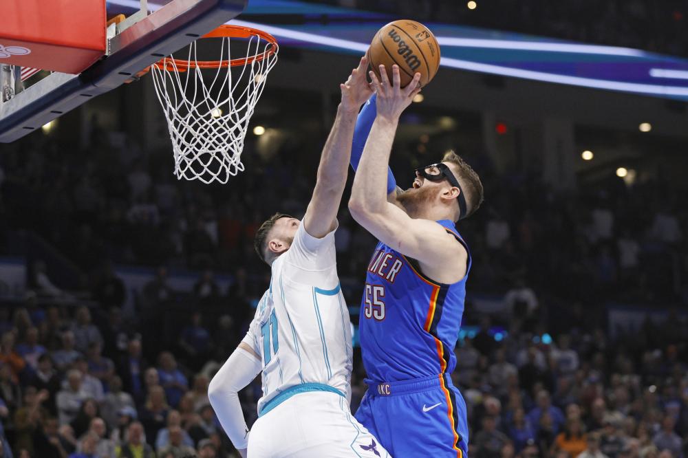 尽管联赛仍 尽管联赛仍