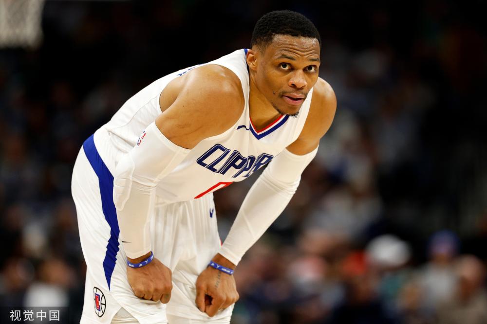 一场围绕 一场围绕